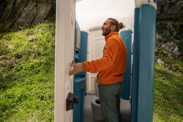 Best Porta potty delivery and setup  in Ledbetter, KY